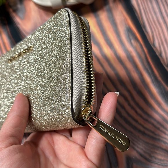 LIKE NEW Michael Kors Wallet 7x4 Glitter Gold Tone - Picture 4 of 11